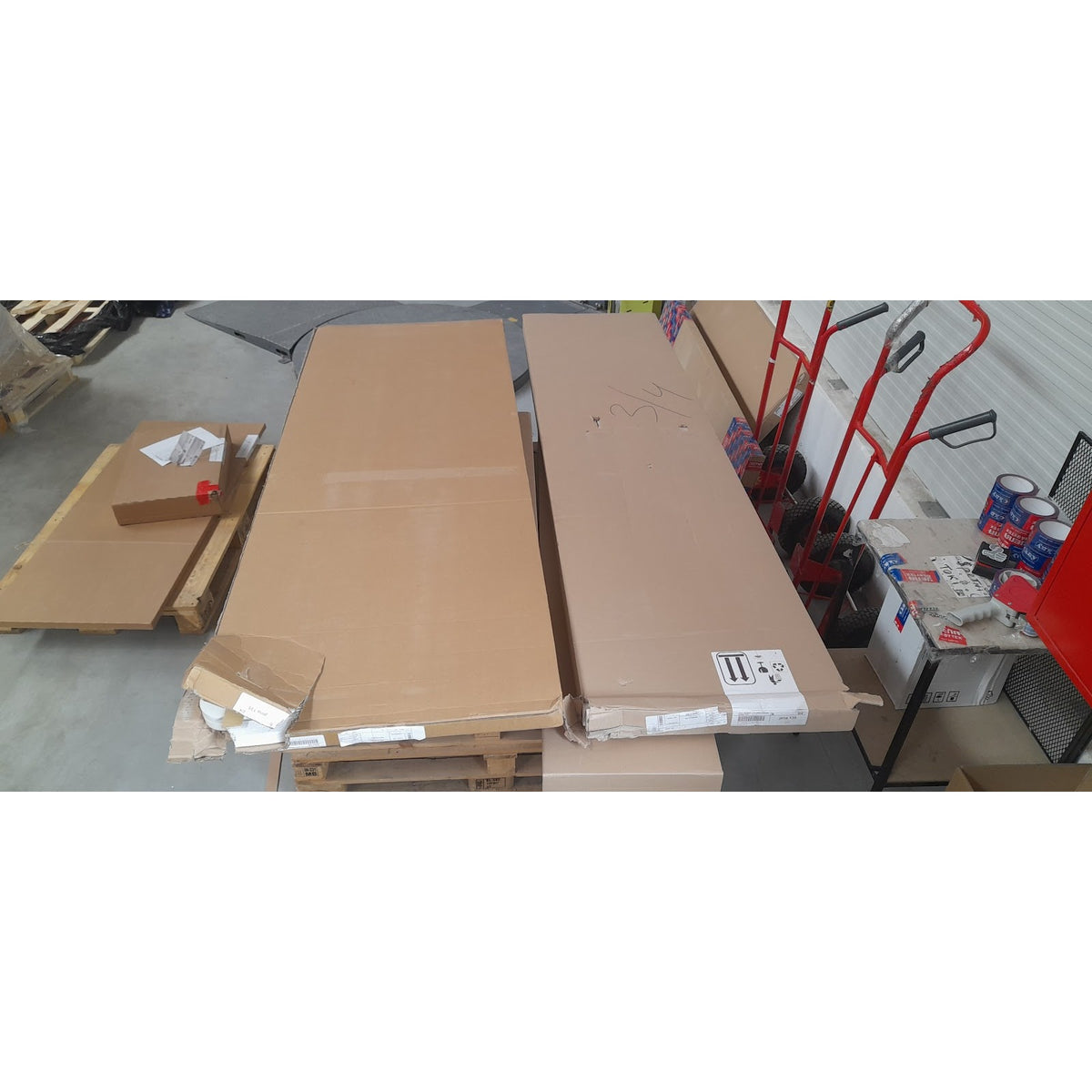 Dřevěná postel Branco 180x200, bílá, bez matrace a roštu ROZBALENÉ