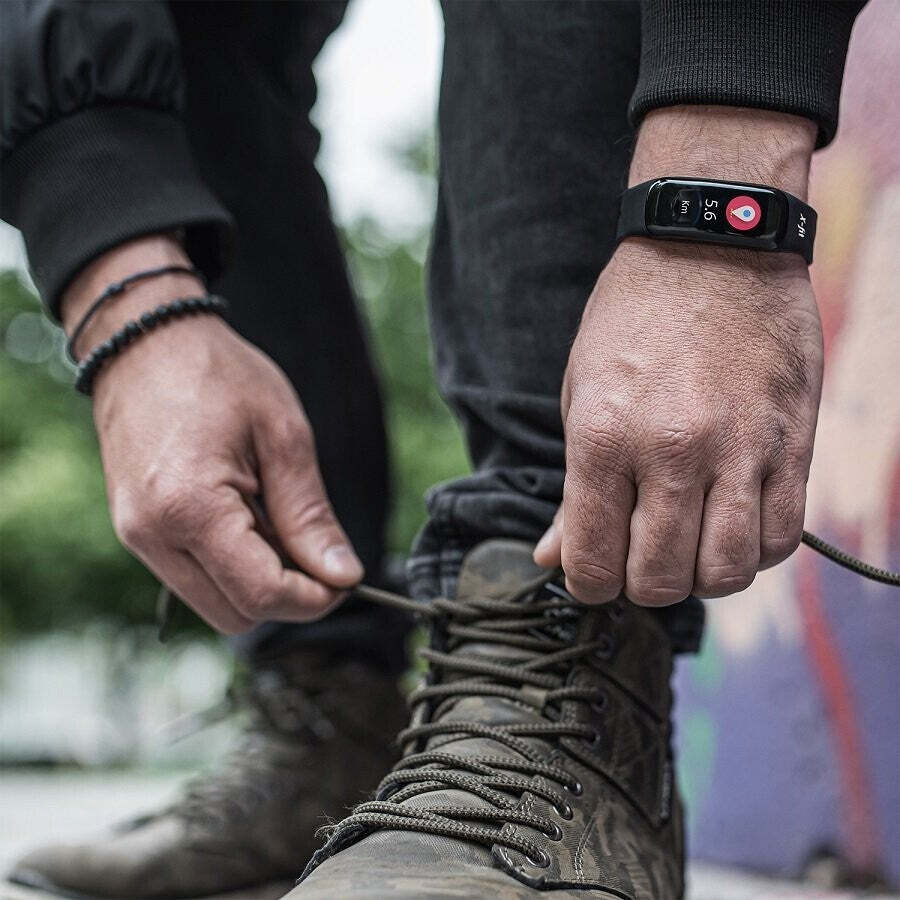 Fitness náramok Niceboy X-Fit Plus, čierna VYBALENÉ