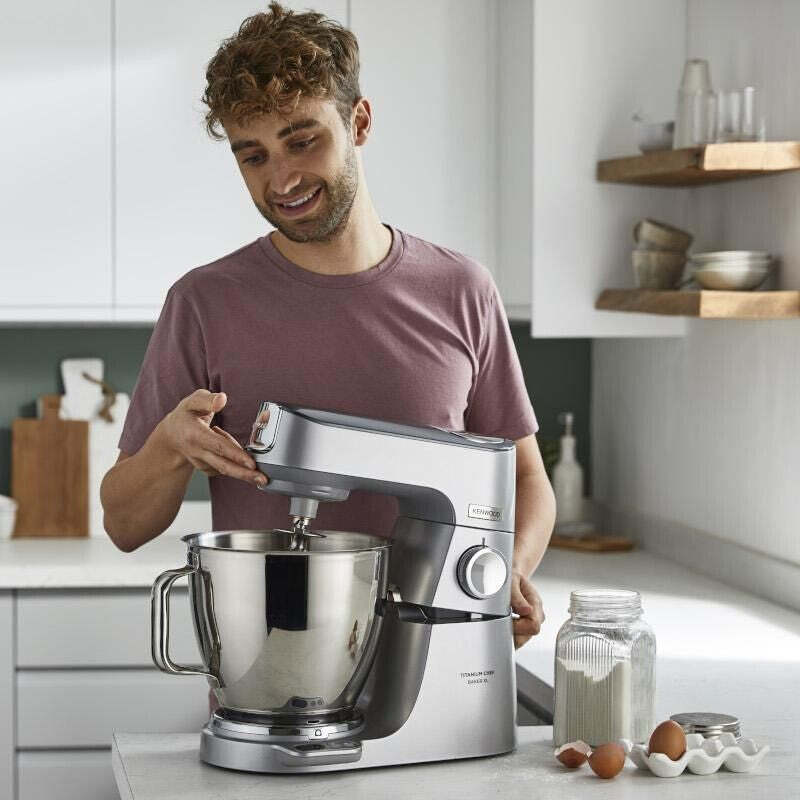 Kuchynský robot Kenwood Titanium Chef Baker KVC85.594SI VYBALENÉ