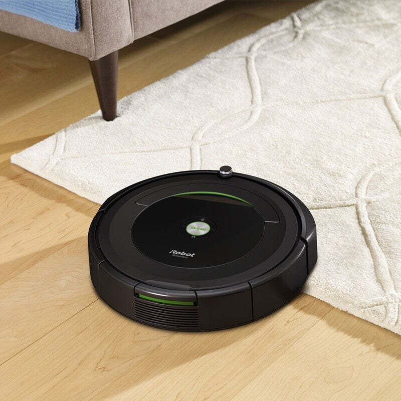 Robotický vysávač iRobot Roomba 696, WiFi VYBALENÉ
