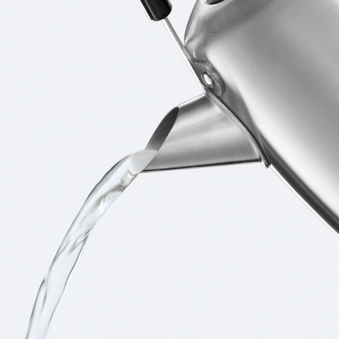 Rýchlovarná kanvica Russell Hobbs 28130-70 Stylevia, nerez, 1,5l