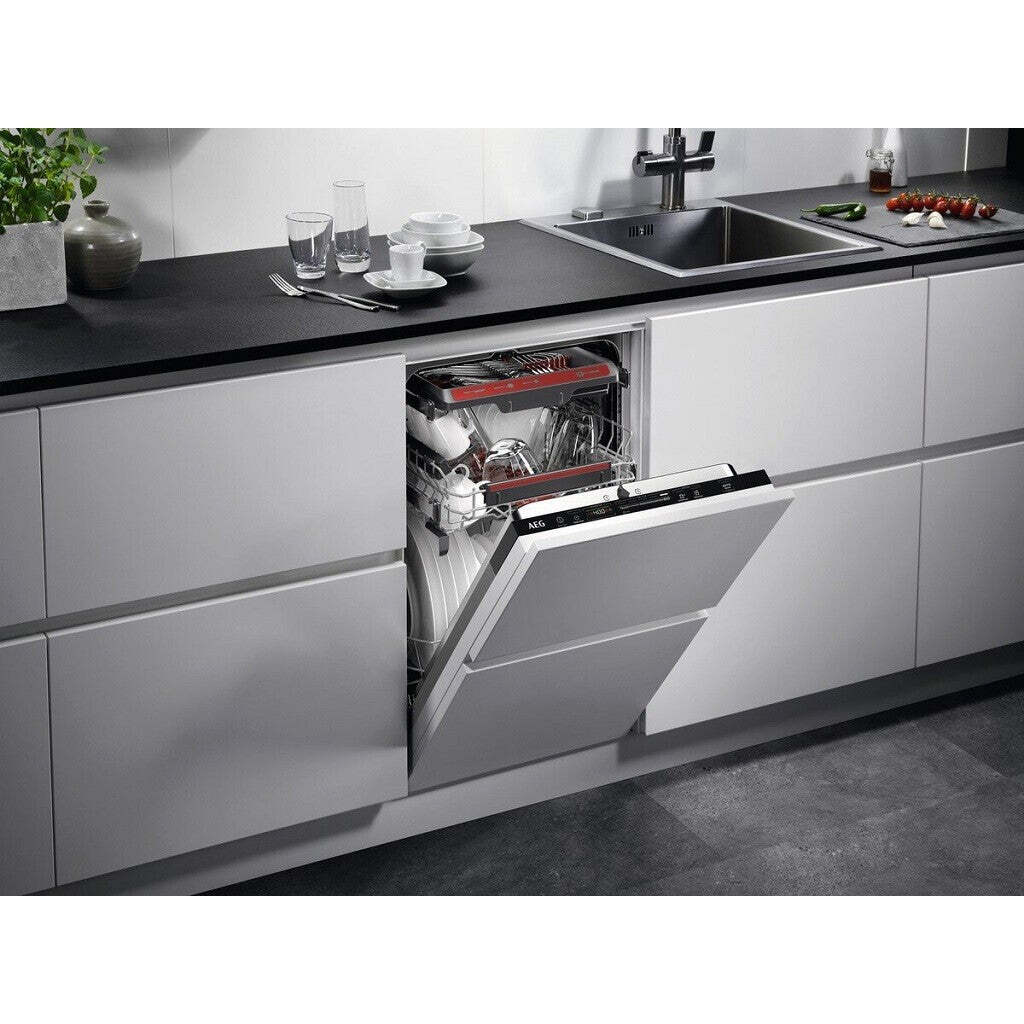 Vstavaná umývačka riadu AEG  FSE72537P, 45cm,10sád VYBALENÉ