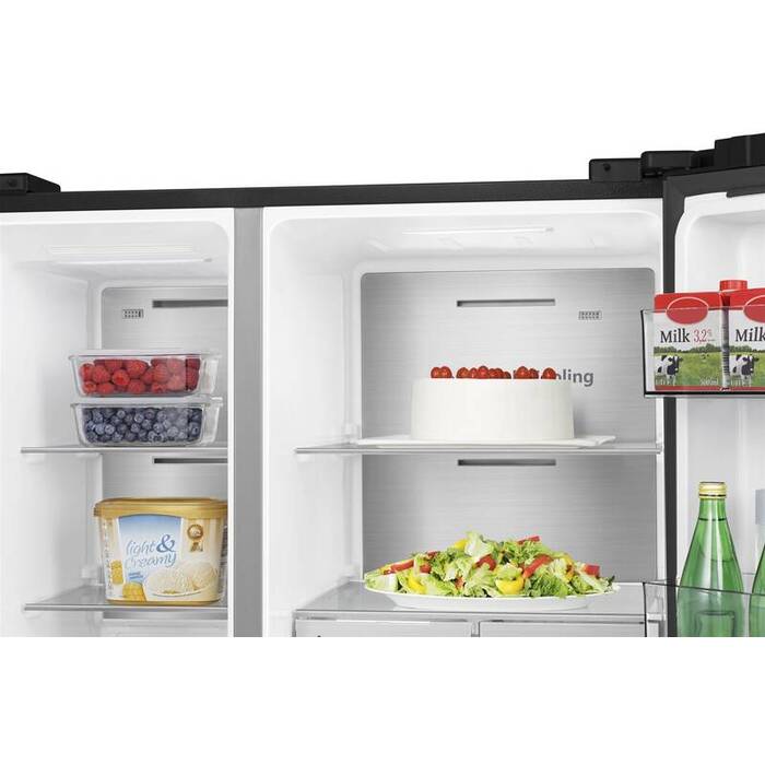 Americká chladnička Hisense RS818N4TFE