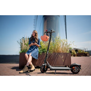 Elektrokoloběžka Ninebot Kickscooter F40E, 25km/h, až 40km