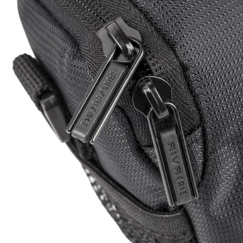 Fototaška Riva Case 7410, 95×117×80 mm, čierna