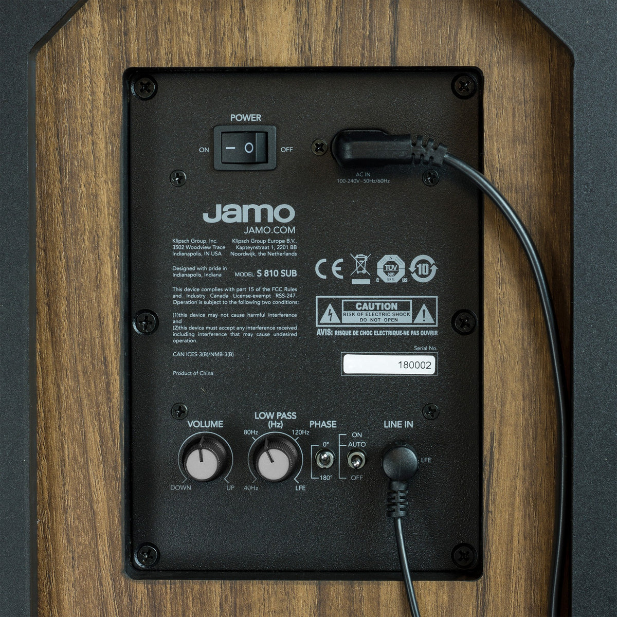 Jamo S 810 SUB - Černá