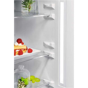 Kombin. chladnička s mrazničkou dole Electrolux LNT7ME34G1, E