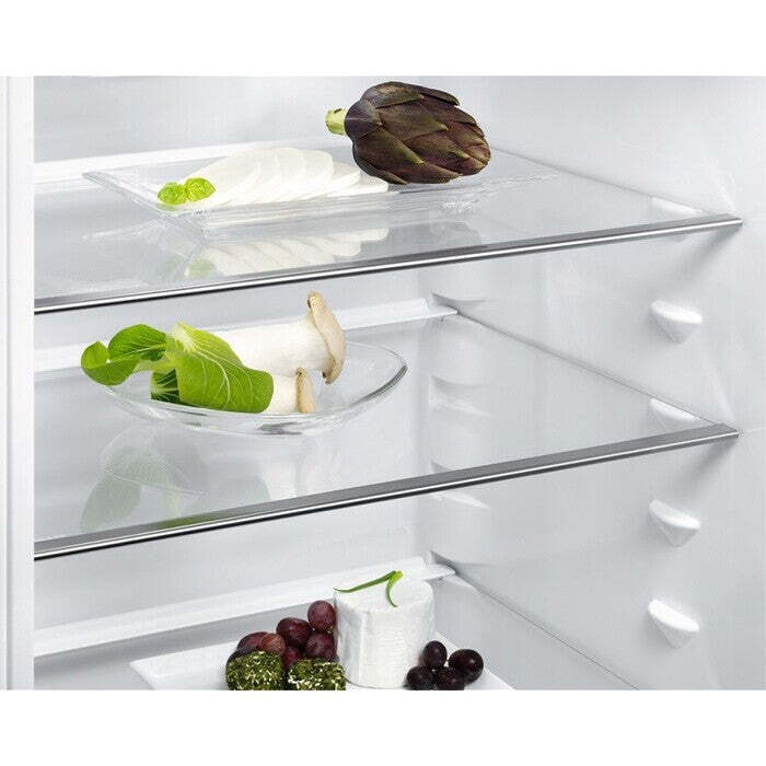 Kombinovaná chladnička Electrolux LNT4TF33W1,220/91l