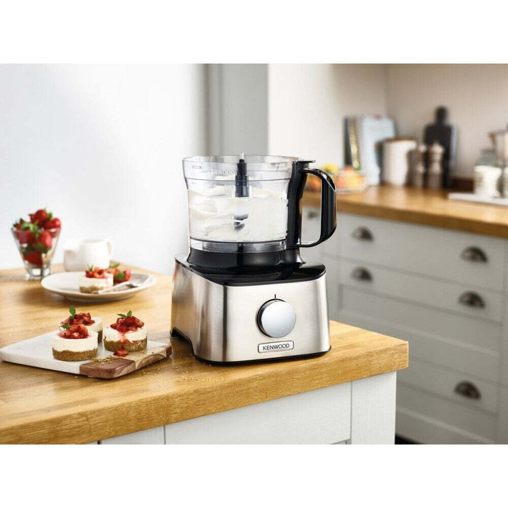Kuchynský robot Kenwood Multipro Compact FDM303SS
