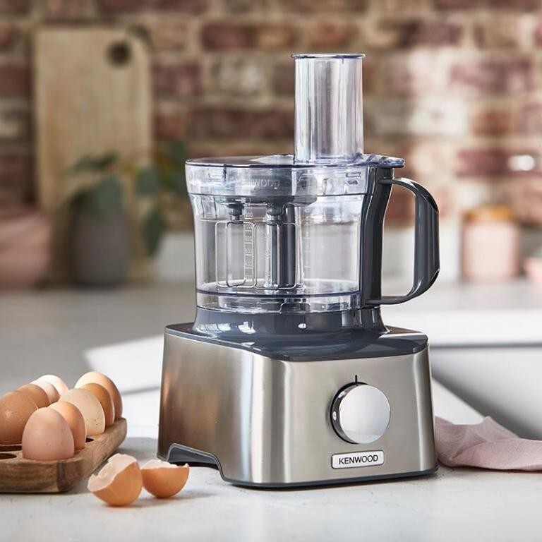 Kuchynský robot Kenwood Multipro Compact FDM303SS