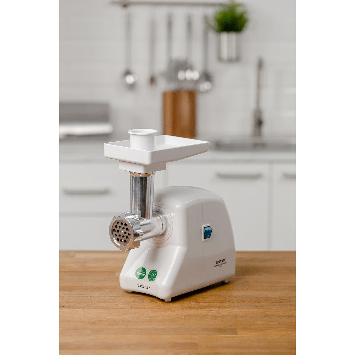 Mlynček na mäso Zelmer ZMM2854B, 1300W