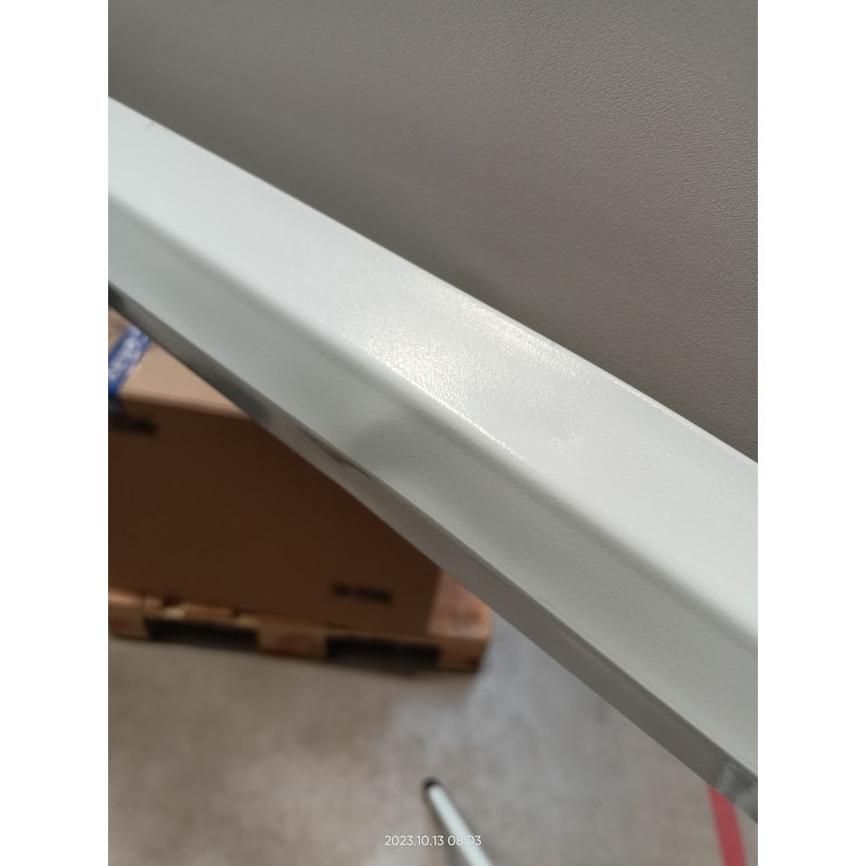 Plátno Elite Screens 113&quot; (T113NWS1) VADA VZHĽADU, ODRENINY