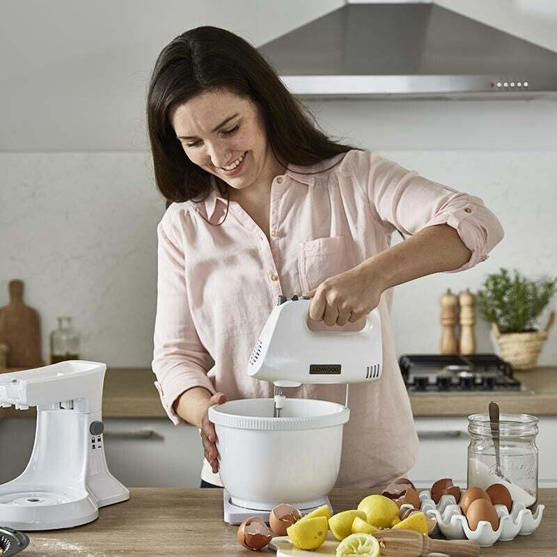 Ručný šľahač s misou Kenwood HMP32WH, 450W