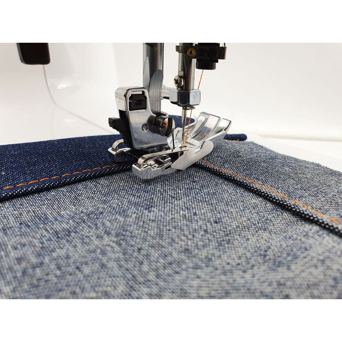 Šijací stroj Veritas Power Stitch 17