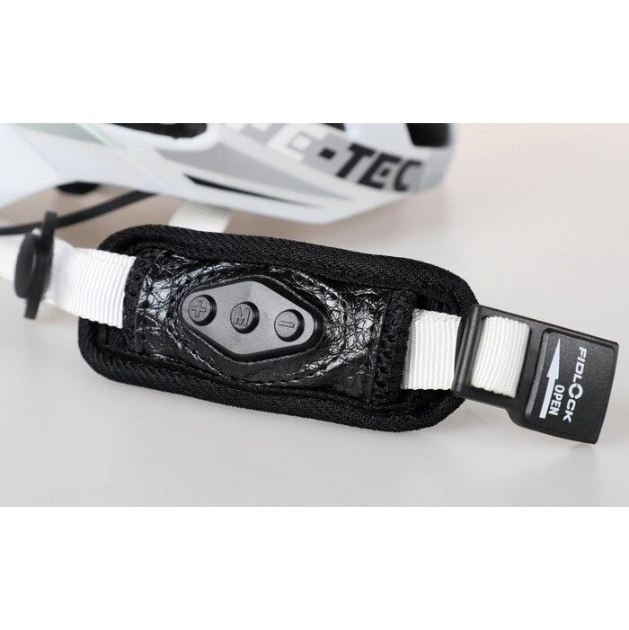 Smart helma SafeTec TYR 3, M, LED smerovka, bluetooth, biela