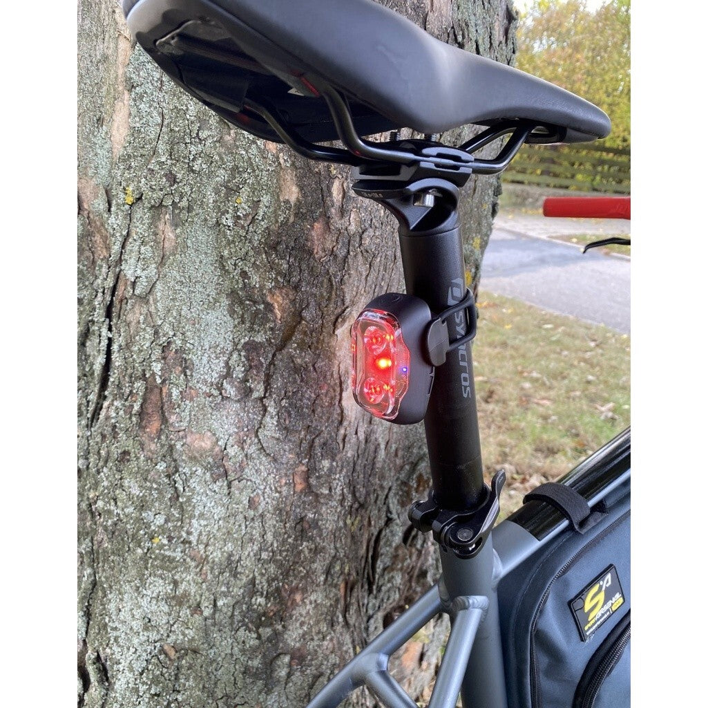 Smart zadné svetlo na bicykel/kolobežku CEL-TEC Cliq