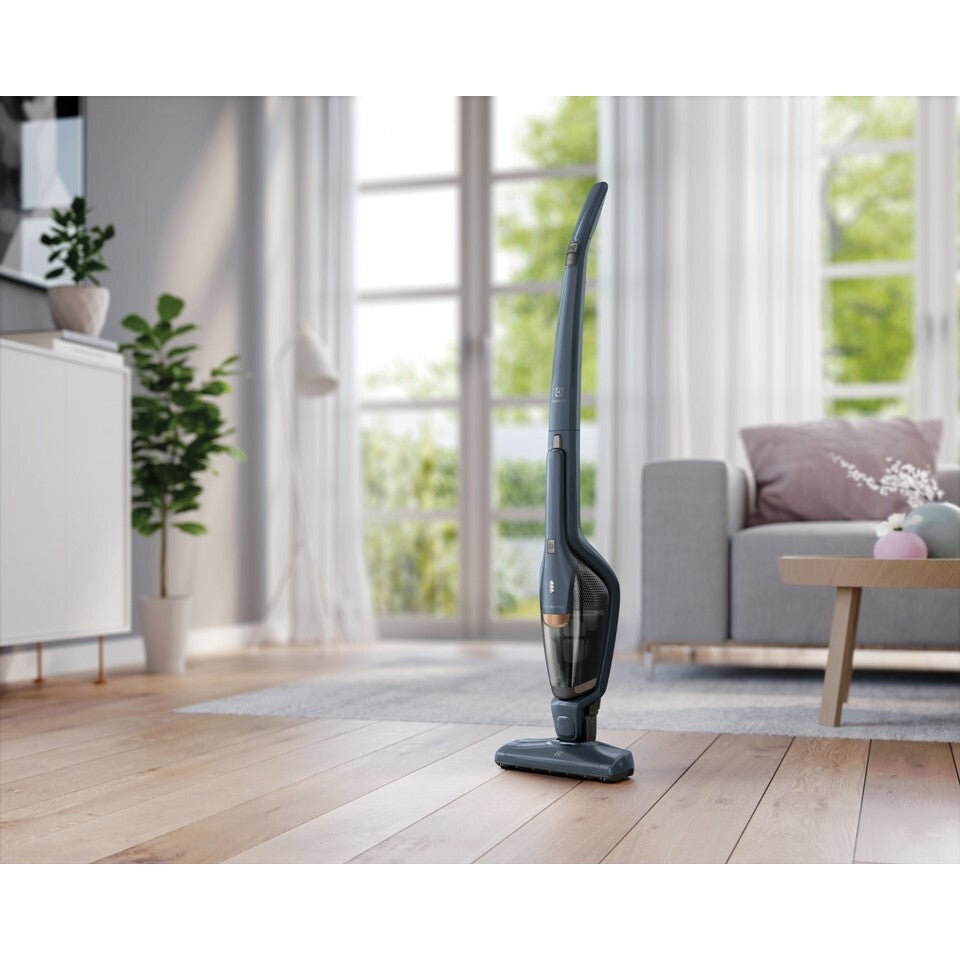 Tyčový vysávač Electrolux Ergorapido Classic EERC75DB