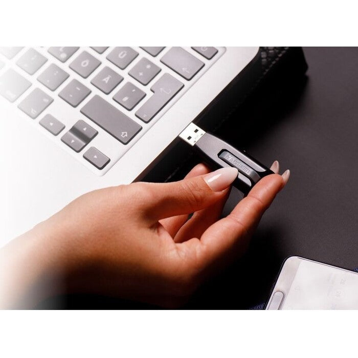 USB kľúč 128GB Verbatim Store&#39;n&#39;Go V3, 3.0 (49189)