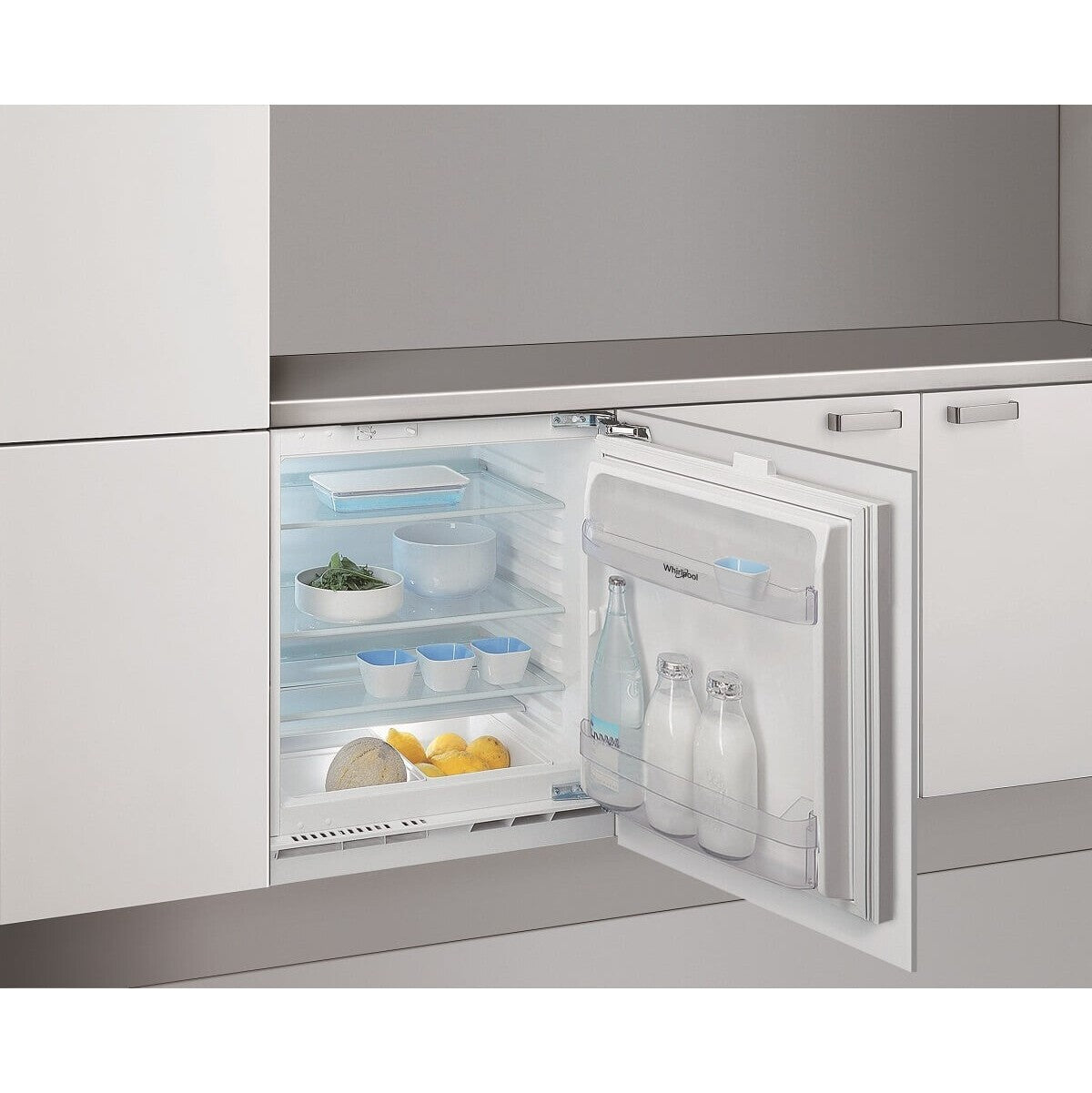 Vstavaná chladnička Whirlpool ARZ 0051