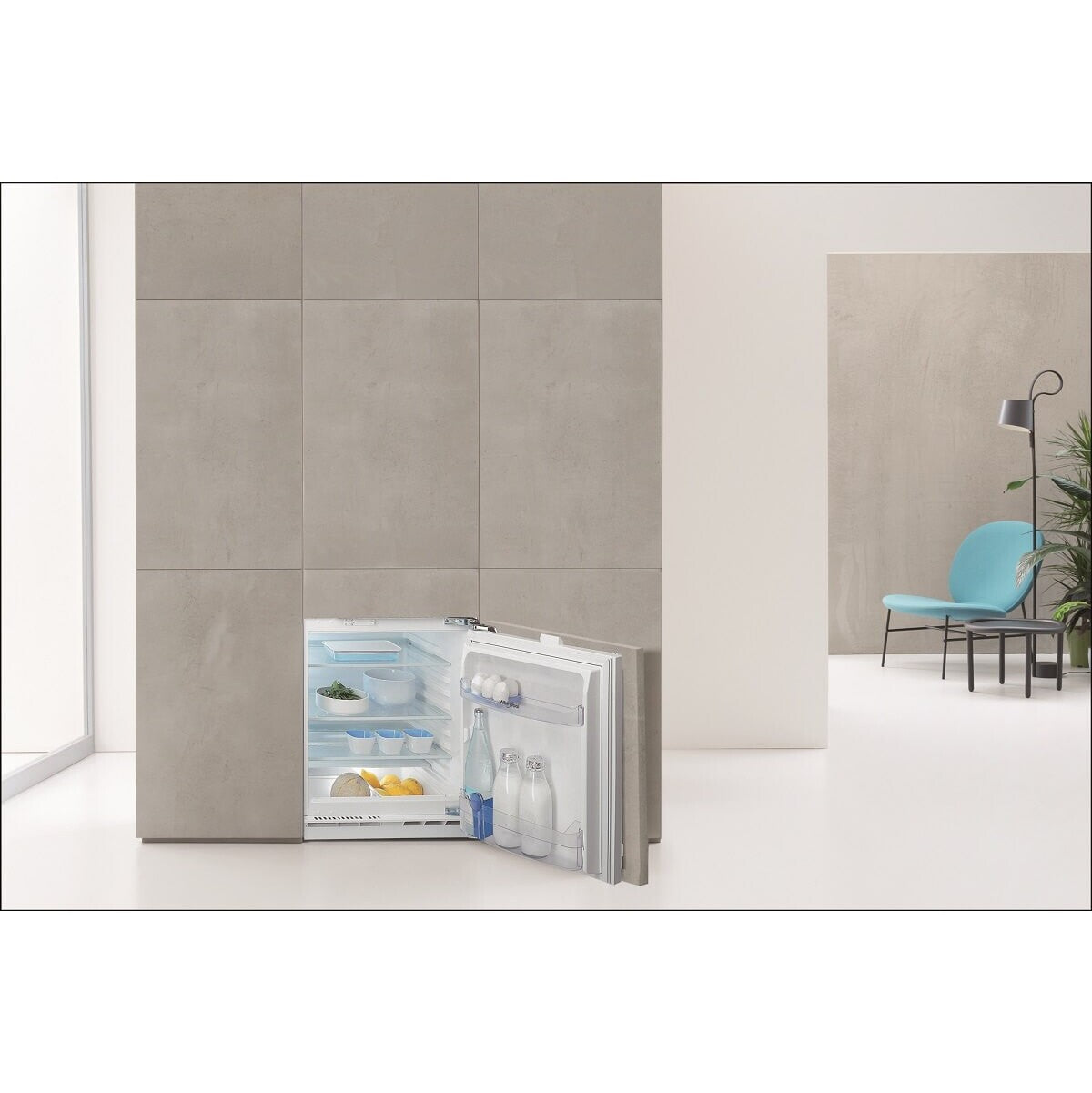 Vstavaná chladnička Whirlpool ARZ 0051