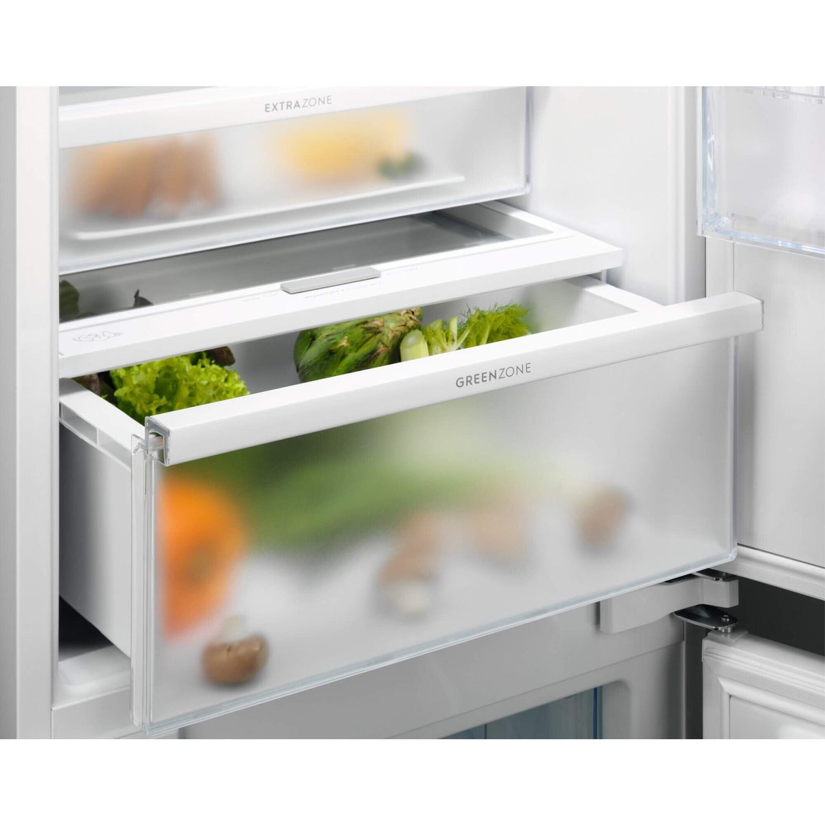 Vstavaná kombinovaná chladnička Electrolux ENT8TE18S3